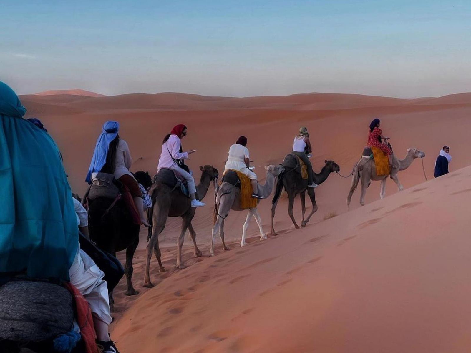 Zahra Luxury Desert Camp Мерзуга Экстерьер фото