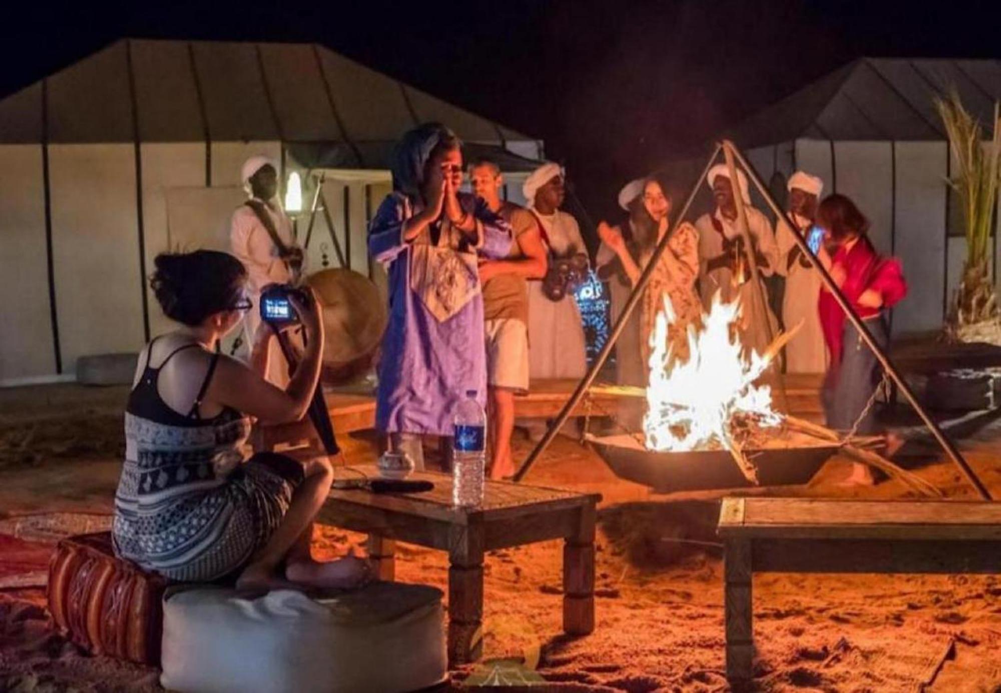 Zahra Luxury Desert Camp Мерзуга Экстерьер фото