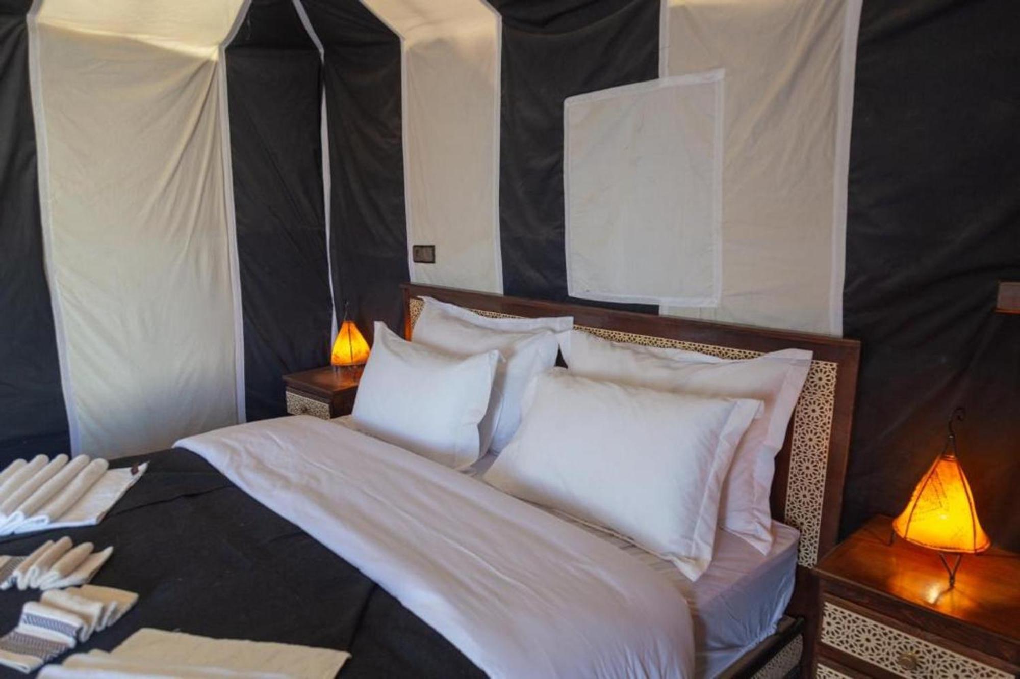 Zahra Luxury Desert Camp Мерзуга Экстерьер фото