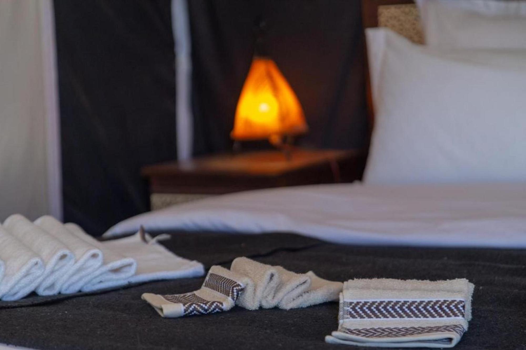 Zahra Luxury Desert Camp Мерзуга Экстерьер фото