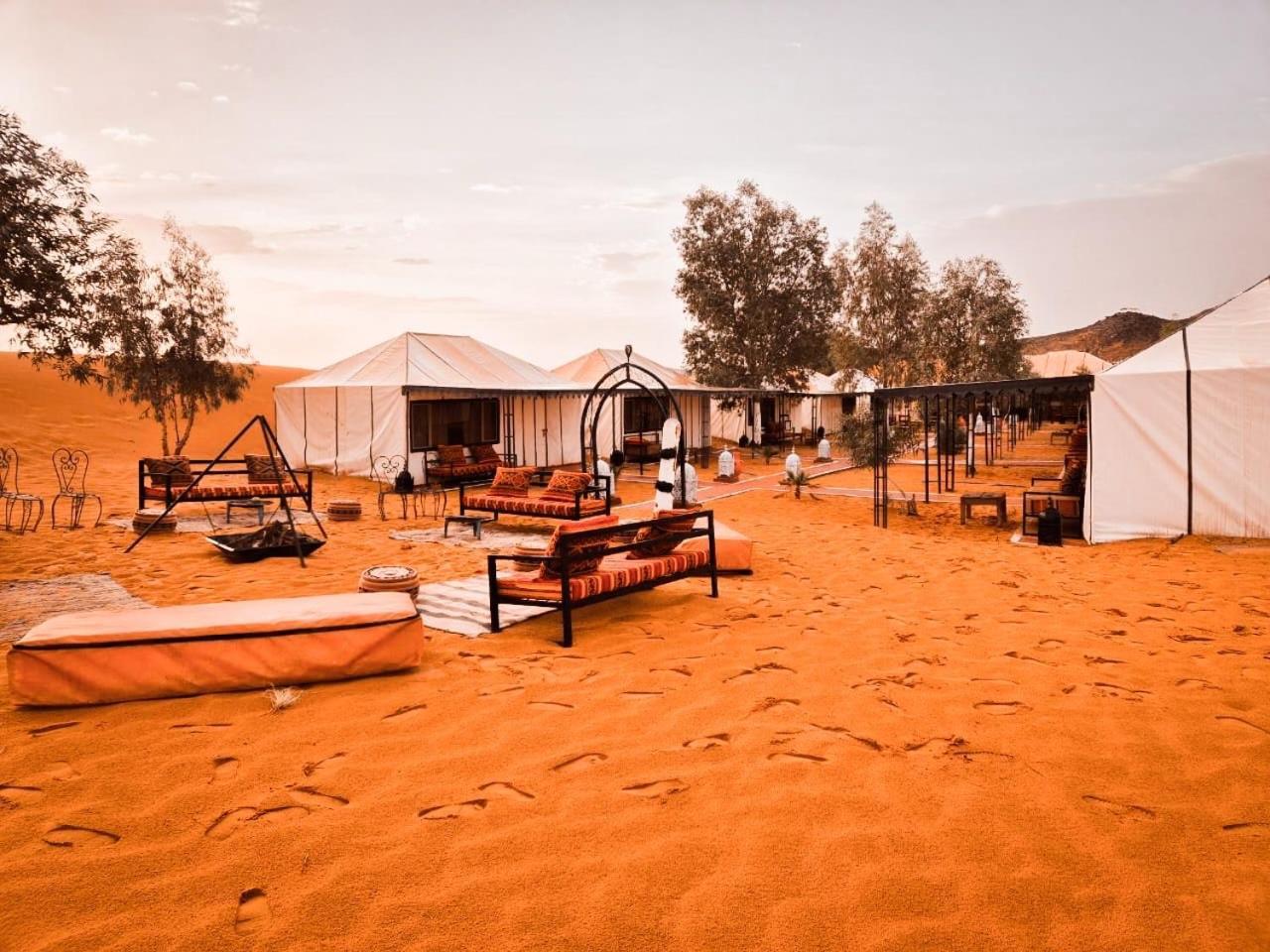 Zahra Luxury Desert Camp Мерзуга Экстерьер фото