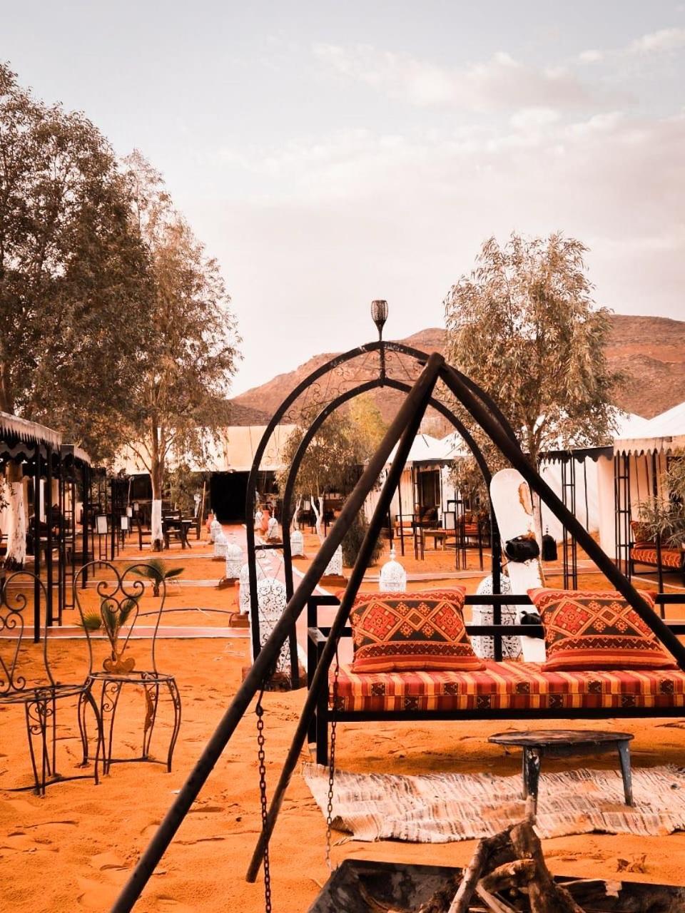 Zahra Luxury Desert Camp Мерзуга Экстерьер фото